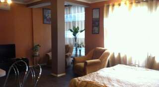 Апартаменты Apartment Lavroviy Pereulok 5 Ялта Апартаменты с балконом-1